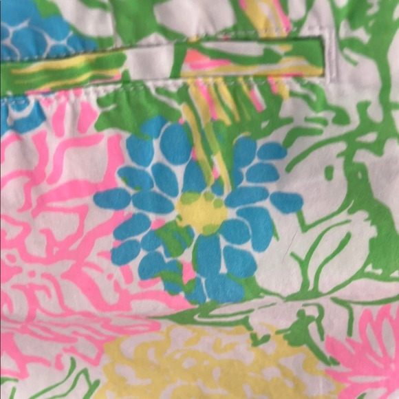 Lily Pulitzer Green and Pink Buttercup Shorts with Scalloped Hems - Picture 5 of 11